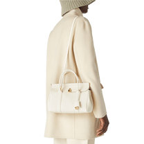 <tc>Loro Piana</tc> Loom 女士包 L25