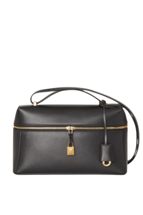 Loro Piana Mmea Bag a Wɔde Ka Ho L27. Ɔde ne nsa kyerɛɛ ne so